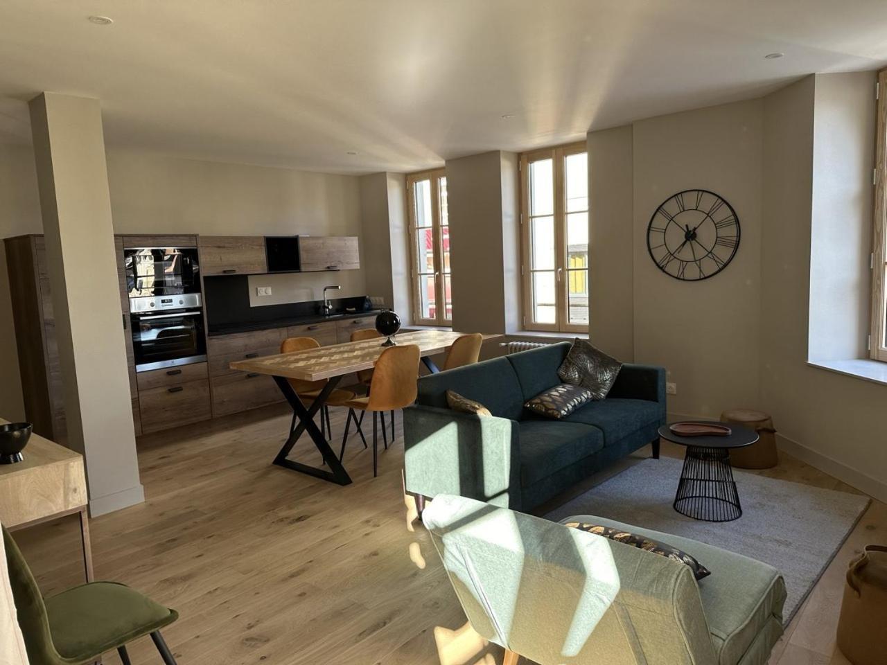 Les Suites Gueguen Шабли Стая снимка