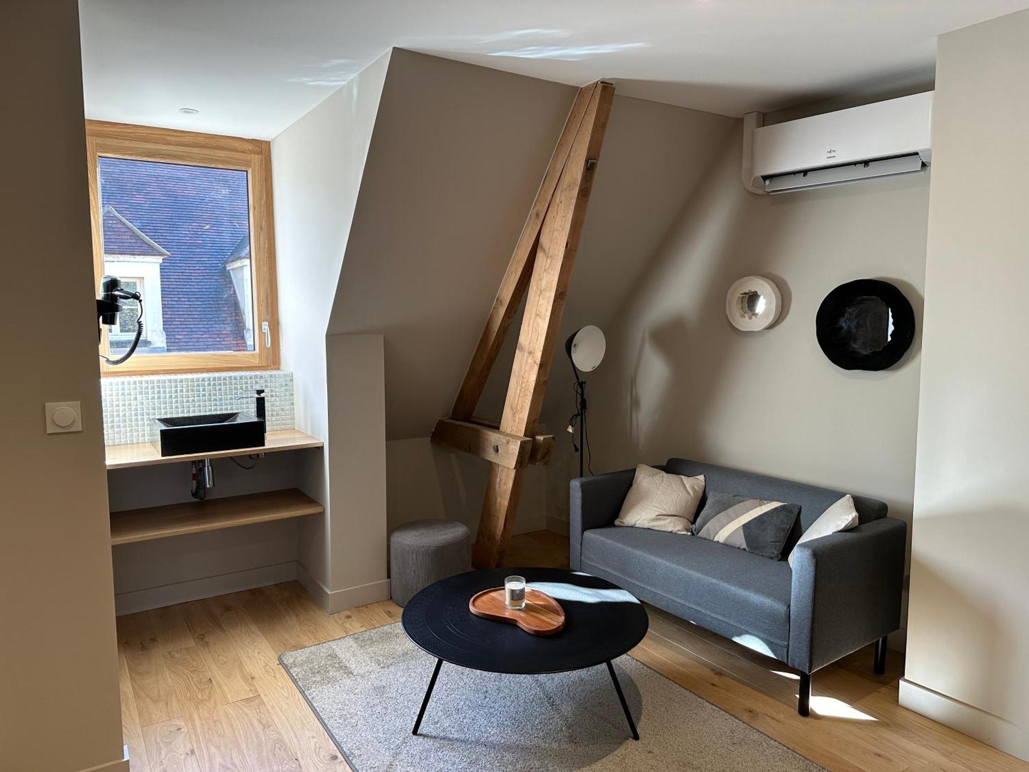 Les Suites Gueguen Шабли Екстериор снимка